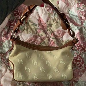 Dooney & Bourke